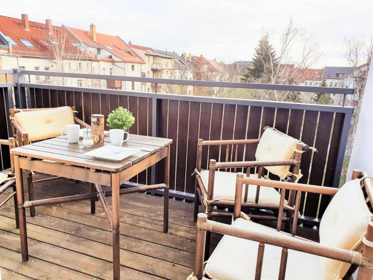 Stilvolles Mit 2 Schlafzimmern&balkon - Nahe Flughafen, Porsche Und Messe